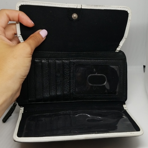 Fossil Wallet - Picture 4 of 5